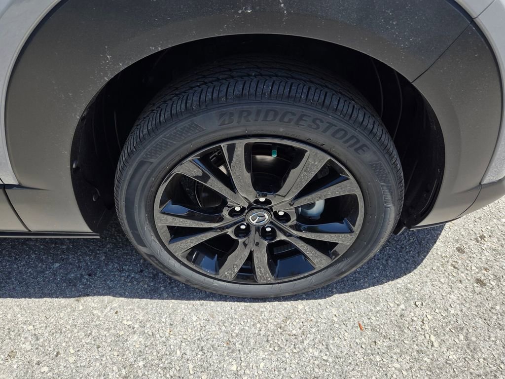 Certified 2025 MAZDA CX-30 AWD 2.5 S w/ Select Sport Pkg image 17