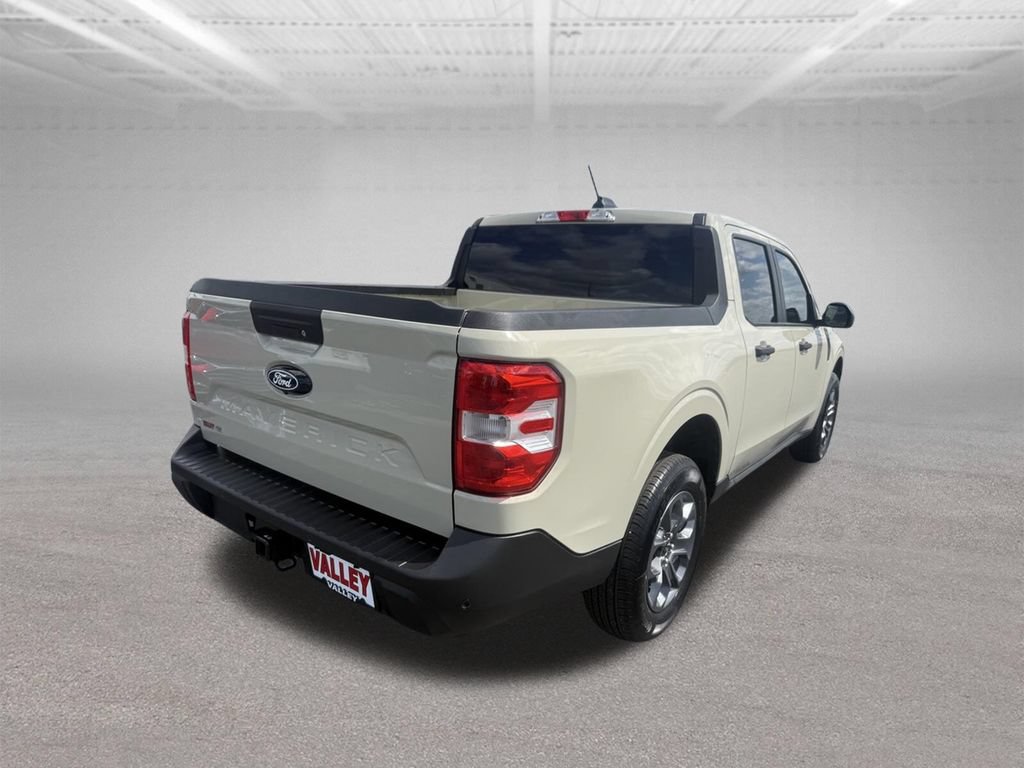 Used 2025 Ford Maverick XLT w/ Equipment Group 302A AWD/4WD image 4