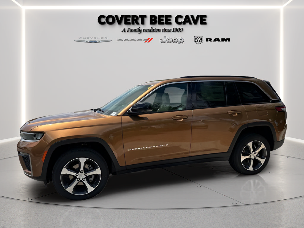 New 2026 Jeep Grand Cherokee Limited RWD image 7