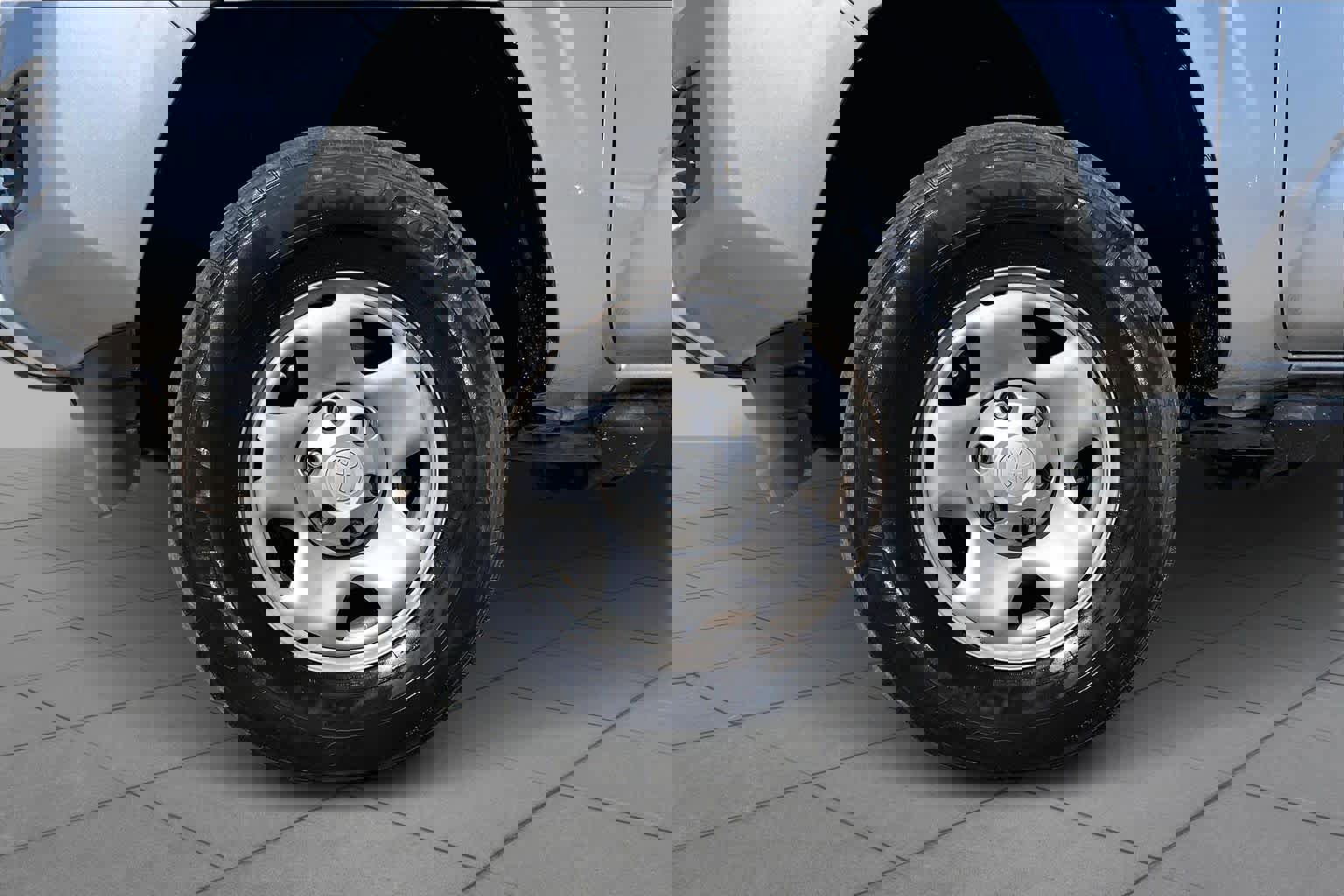 Used 2023 Toyota Tacoma SR image 11