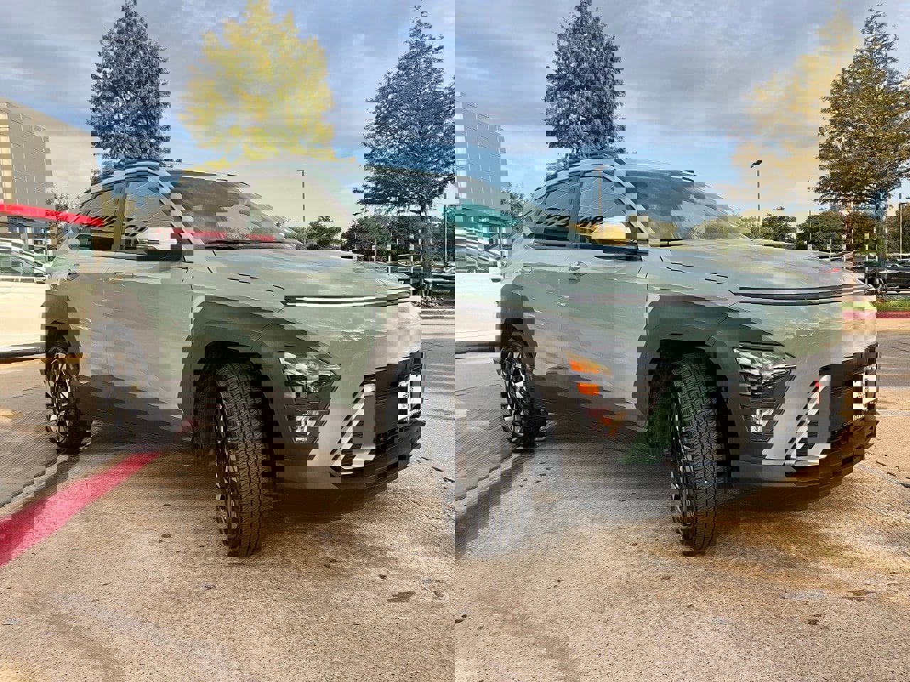 Used 2025 Hyundai Kona SEL image 5