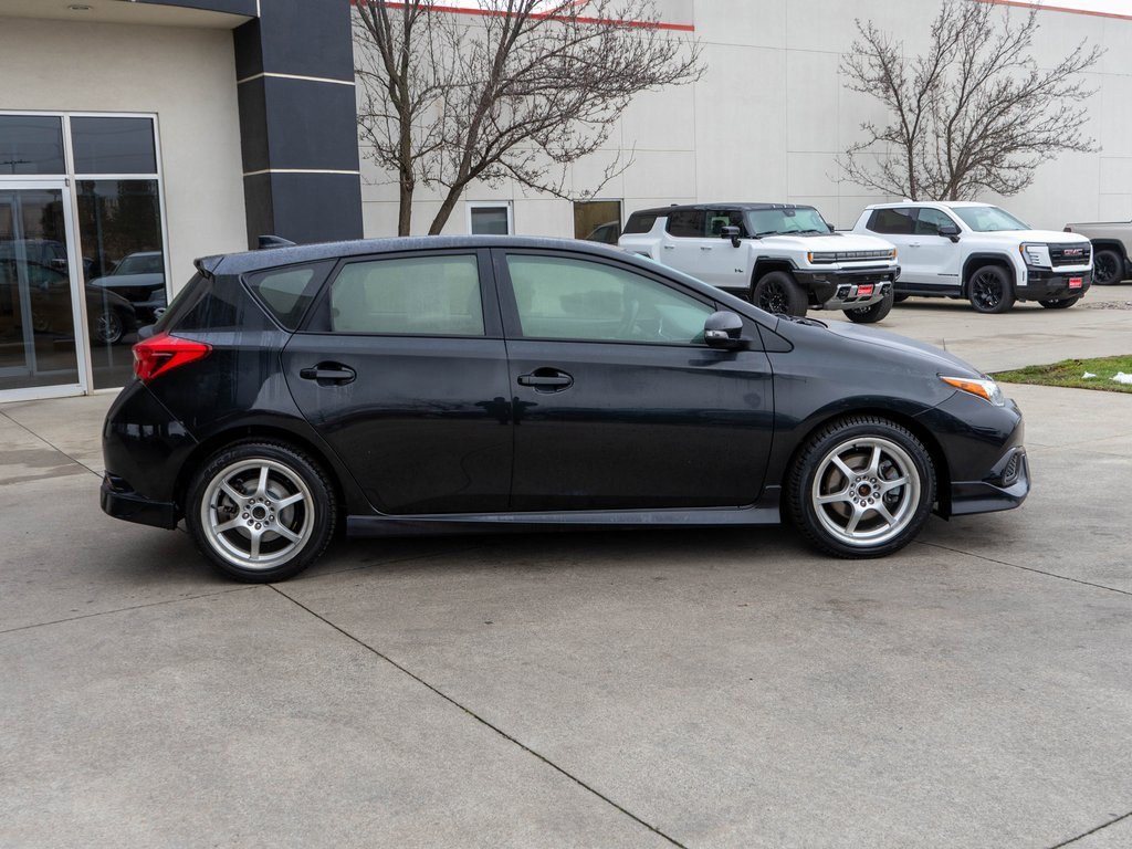 Used 2016 Scion iM Base image 8
