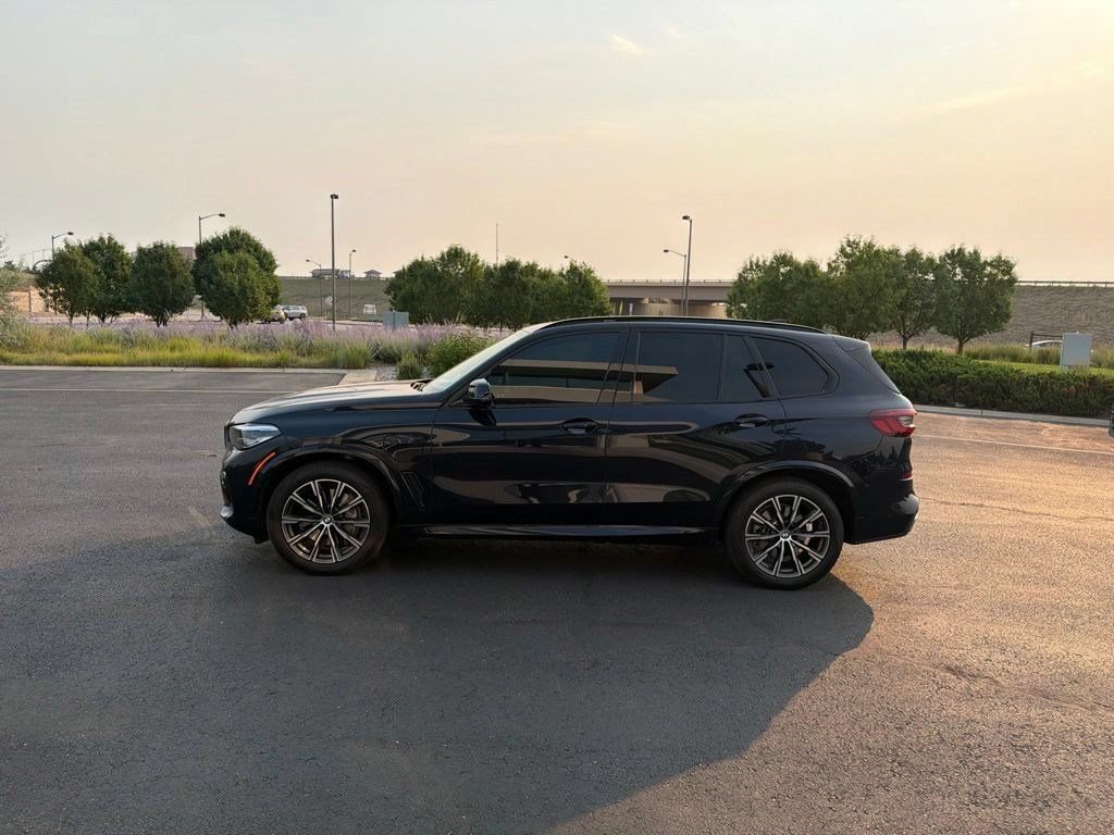 Used 2021 BMW X5 xDrive45e w/ M Sport Package AWD/4WD image 2