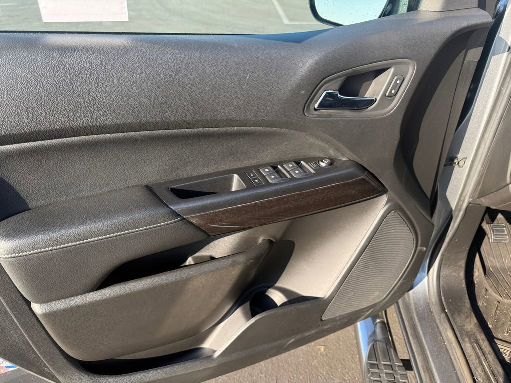 Used 2020 GMC Canyon SLT image 11