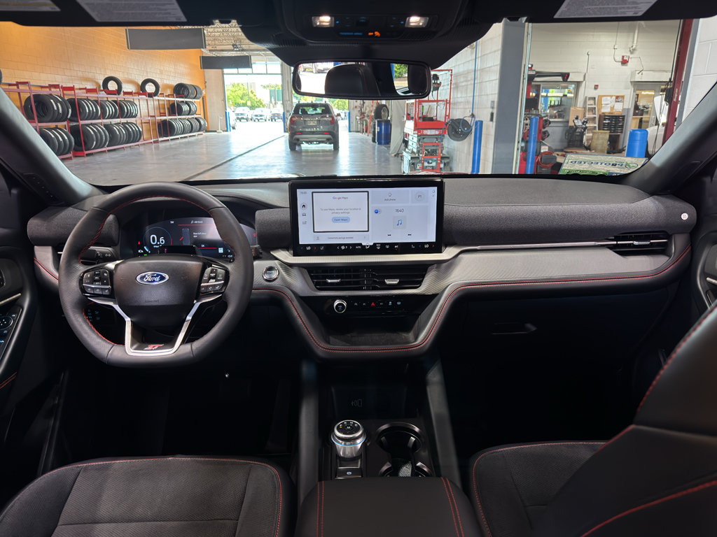 Used 2026 Ford Explorer ST AWD/4WD image 13