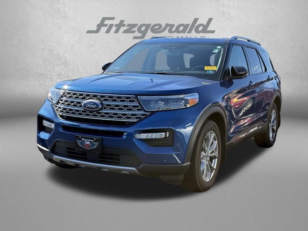Used 2022 Ford Explorer Limited w/ Equipment Group 301A AWD/4WD image 3