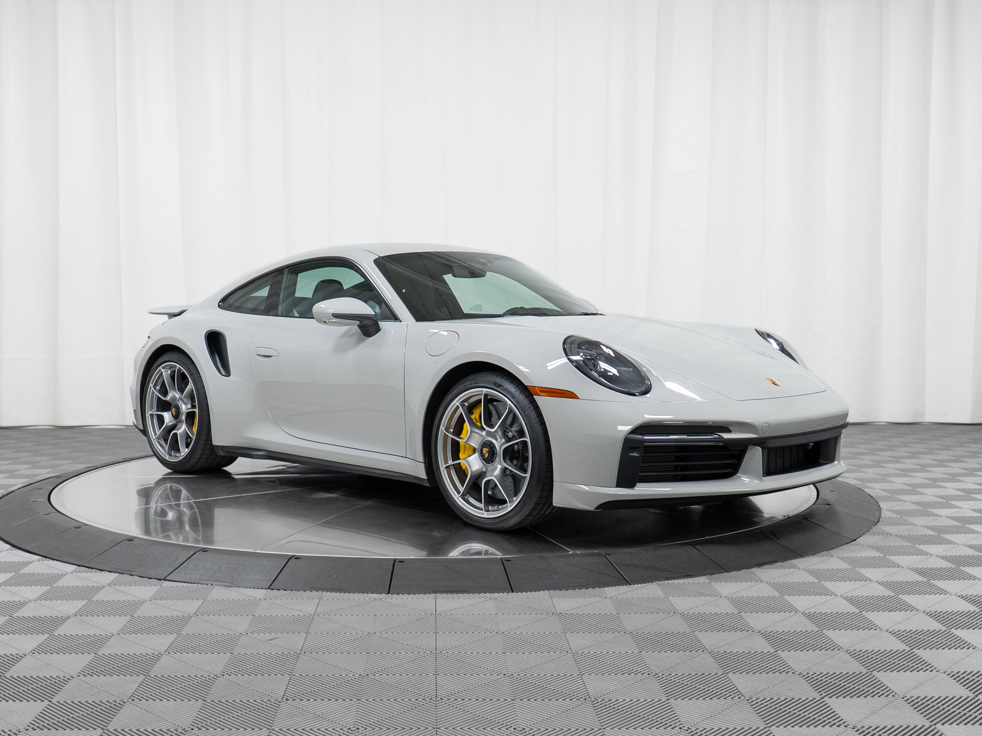 Certified 2025 Porsche 911 Turbo S AWD/4WD image 9