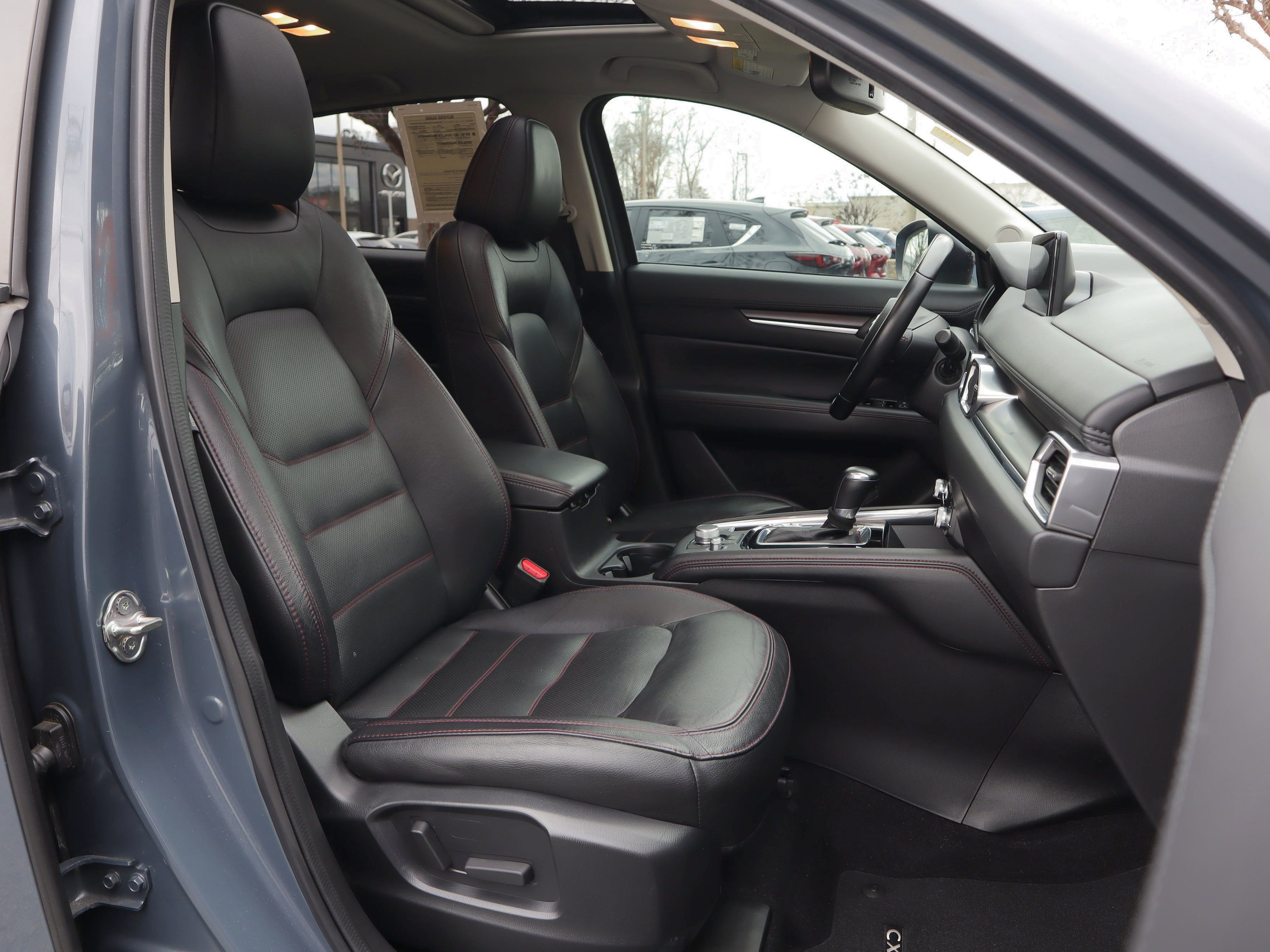 Certified 2023 MAZDA CX-5 Carbon Edition image 27