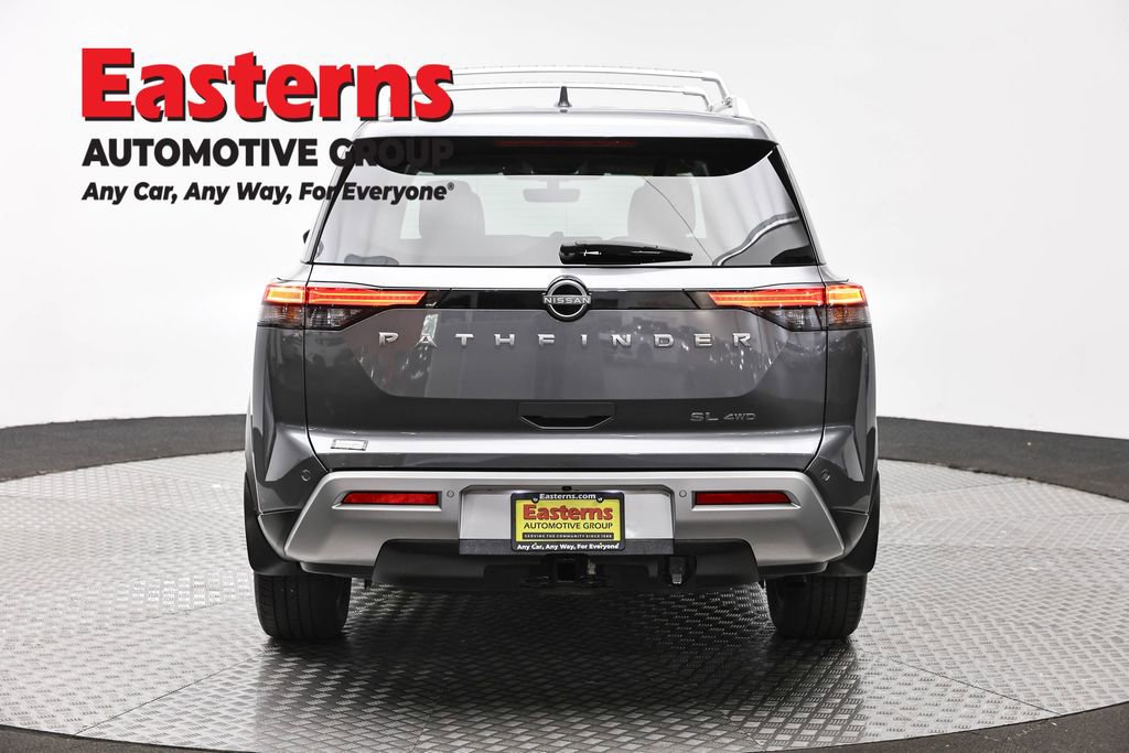 Used 2023 Nissan Pathfinder SL w/ SL Premium Package AWD/4WD image 6