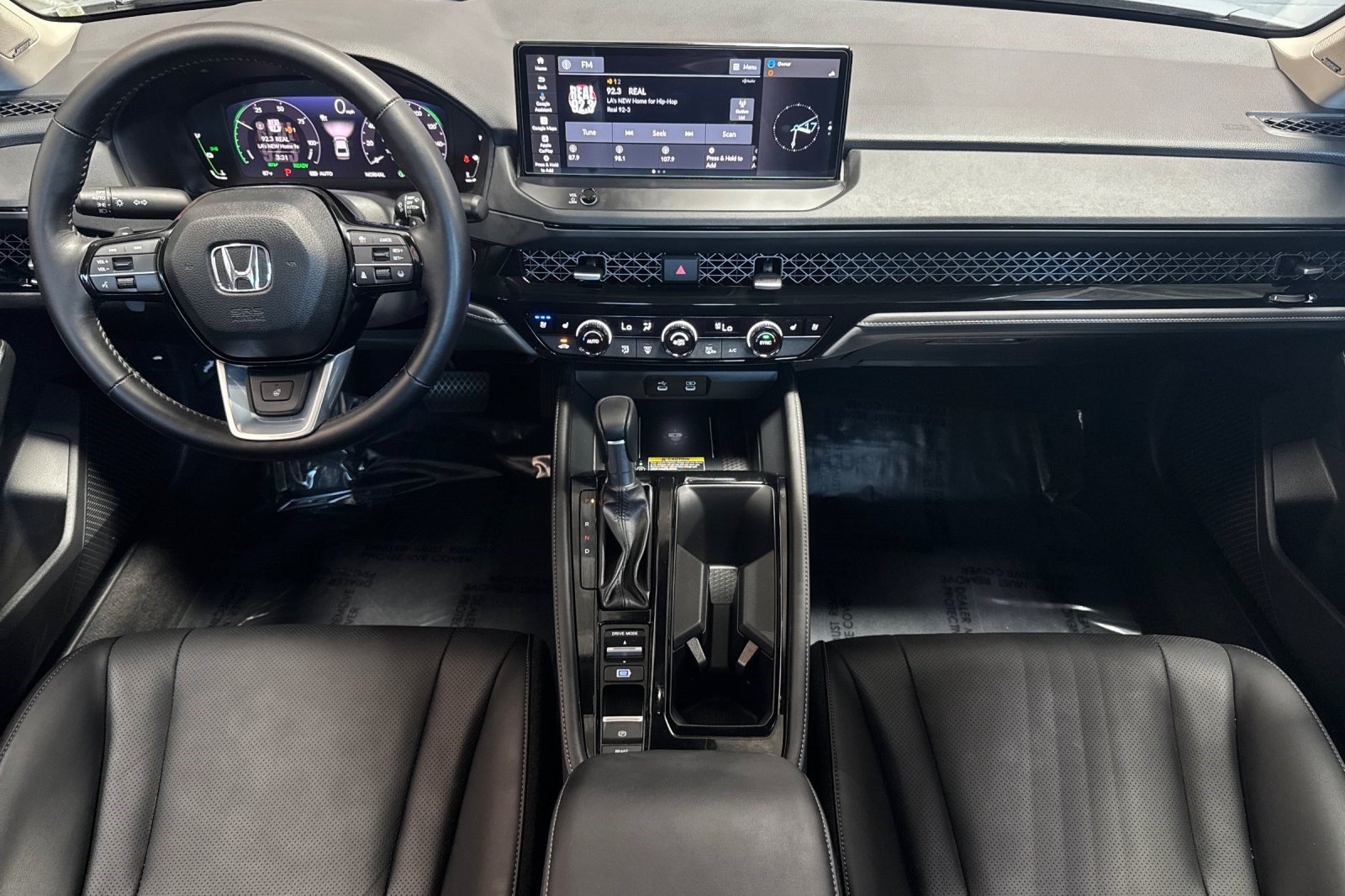 Used 2025 Honda Accord Touring image 16