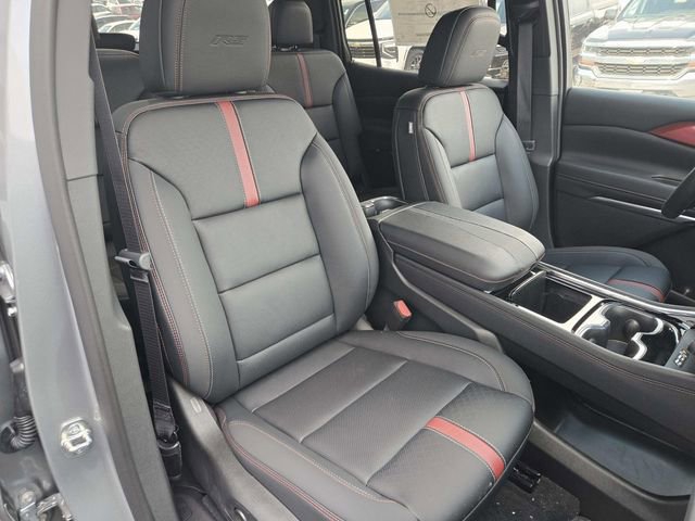 New 2026 Chevrolet Traverse RS w/ LPO, Floor Liner Package image 15