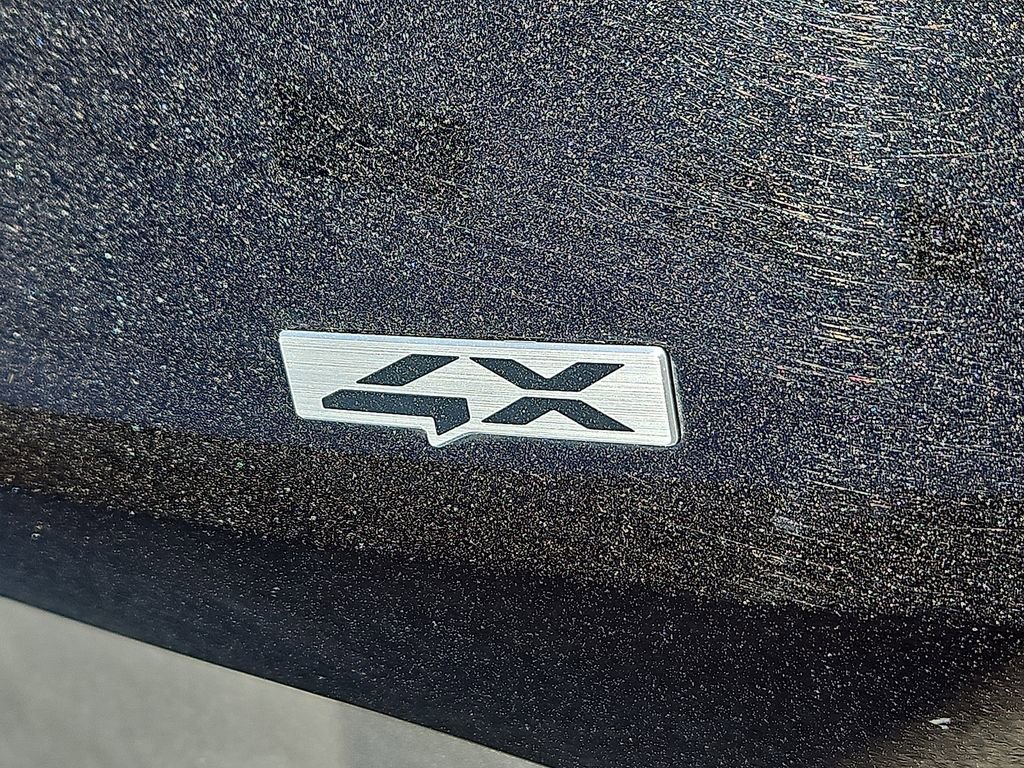 Used 2025 Kia Sportage LX image 15