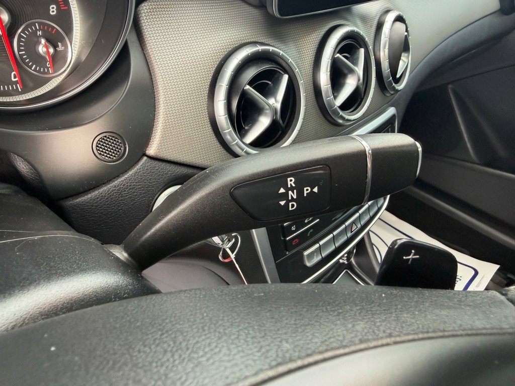 Used 2017 Mercedes-Benz CLA 250 4MATIC image 33