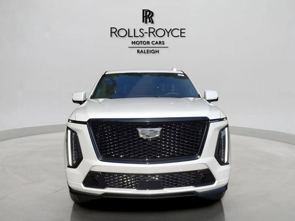 Used 2025 Cadillac Escalade V image 2