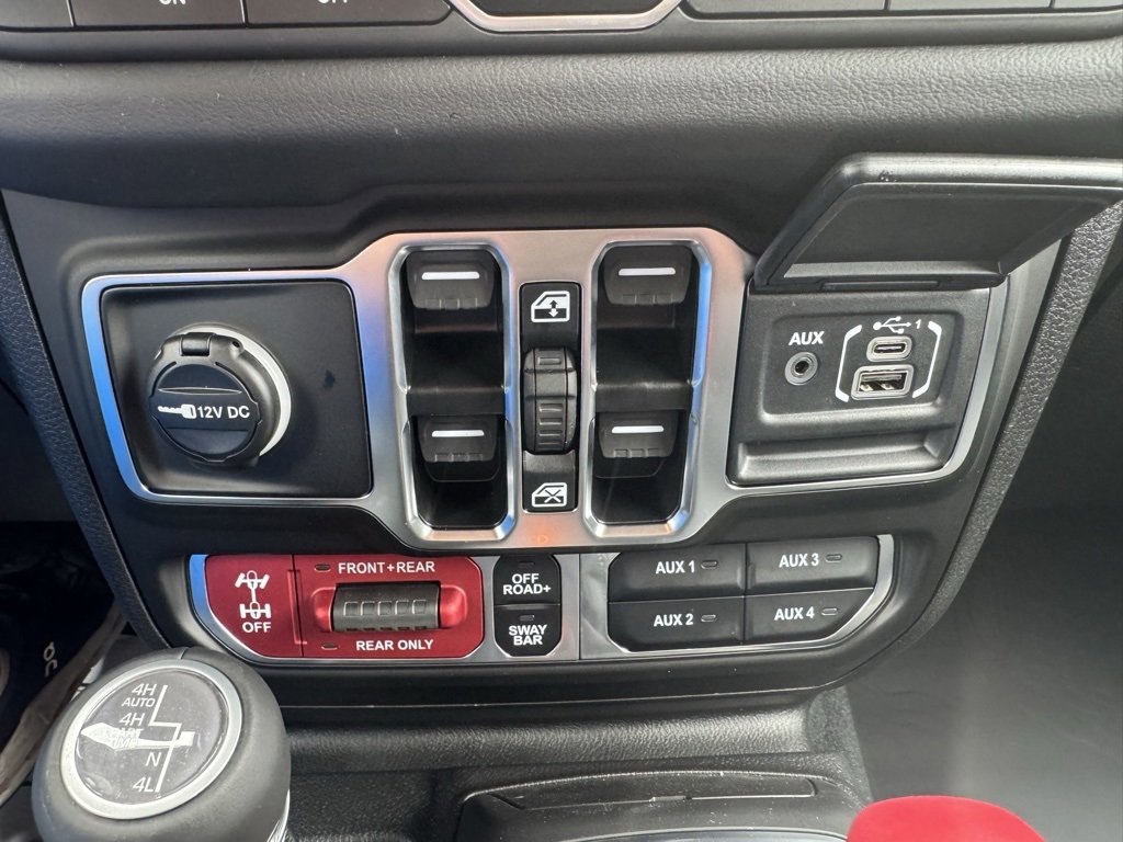 New 2025 Jeep Wrangler Unlimited Rubicon 392 image 32