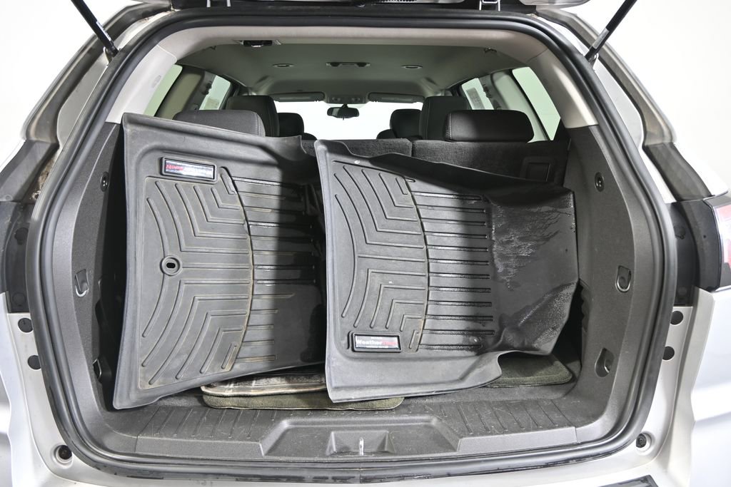 Used 2013 Chevrolet Traverse LT FWD image 17
