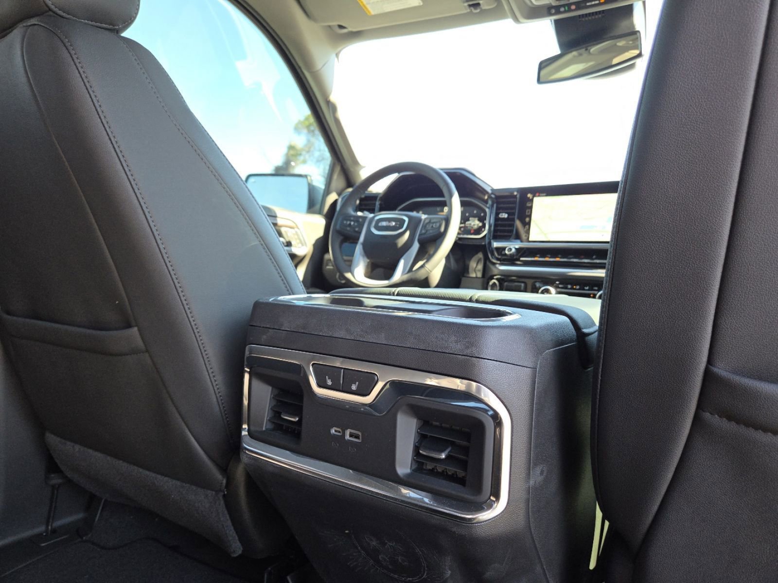 New 2026 GMC Sierra 1500 SLT w/ SLT Premium Package image 26