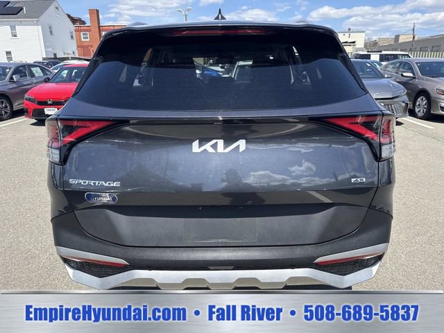 Used 2023 Kia Sportage EX AWD/4WD image 4
