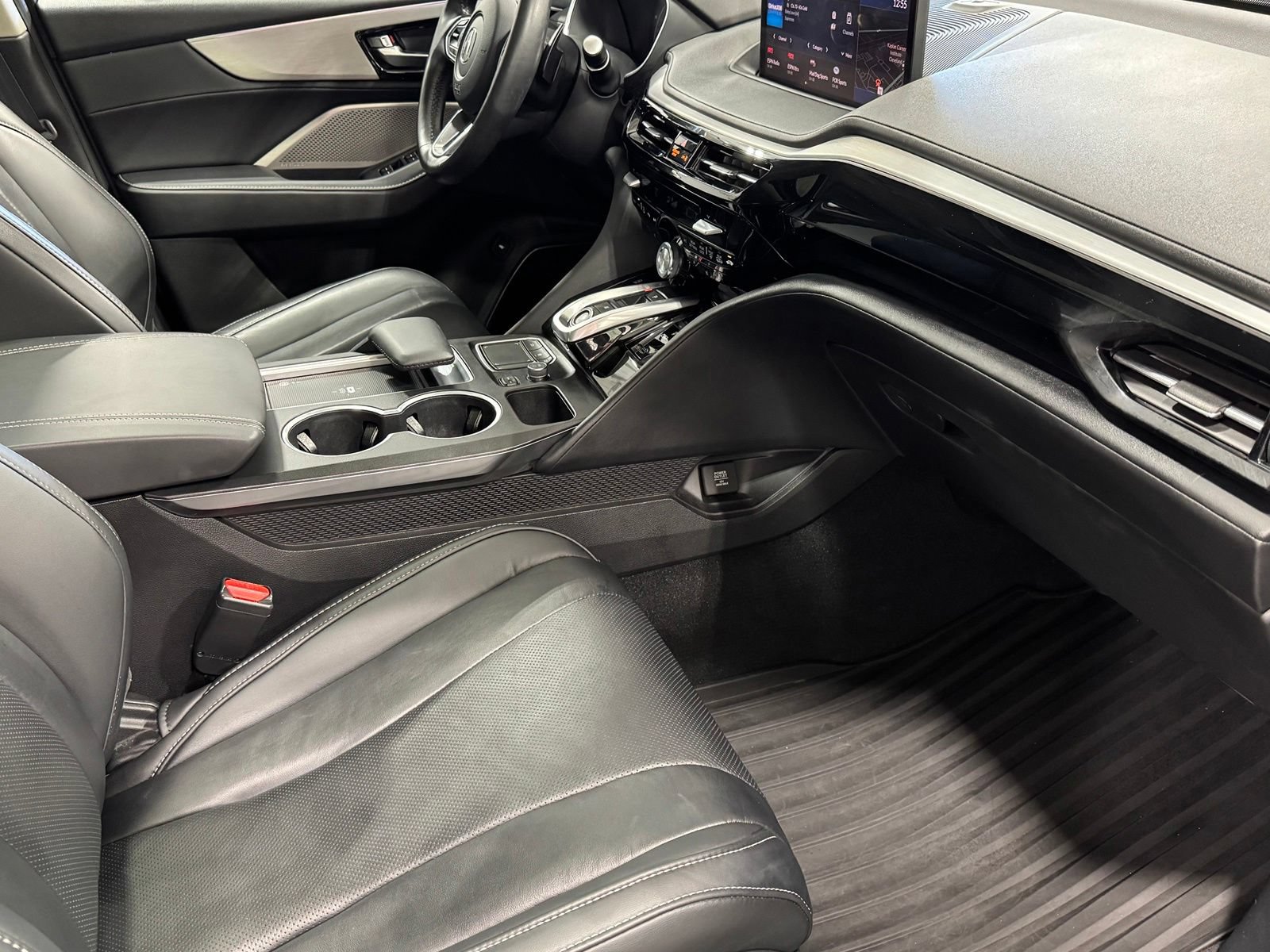 Used 2023 Acura MDX w/ Technology Package AWD/4WD image 50