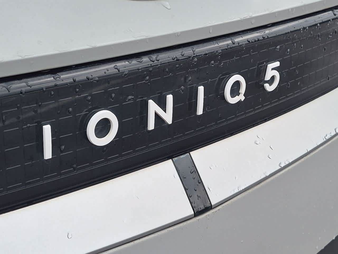 Used 2023 Hyundai Ioniq 5 SEL w/ Cargo Package RWD image 12