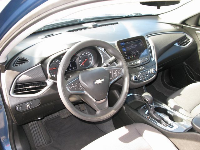 Used 2024 Chevrolet Malibu LT image 12