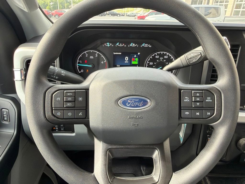 New 2026 Ford F550 4x4 Crew Cab Super Duty image 14