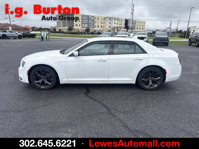 Used 2021 Chrysler 300 S RWD image 6