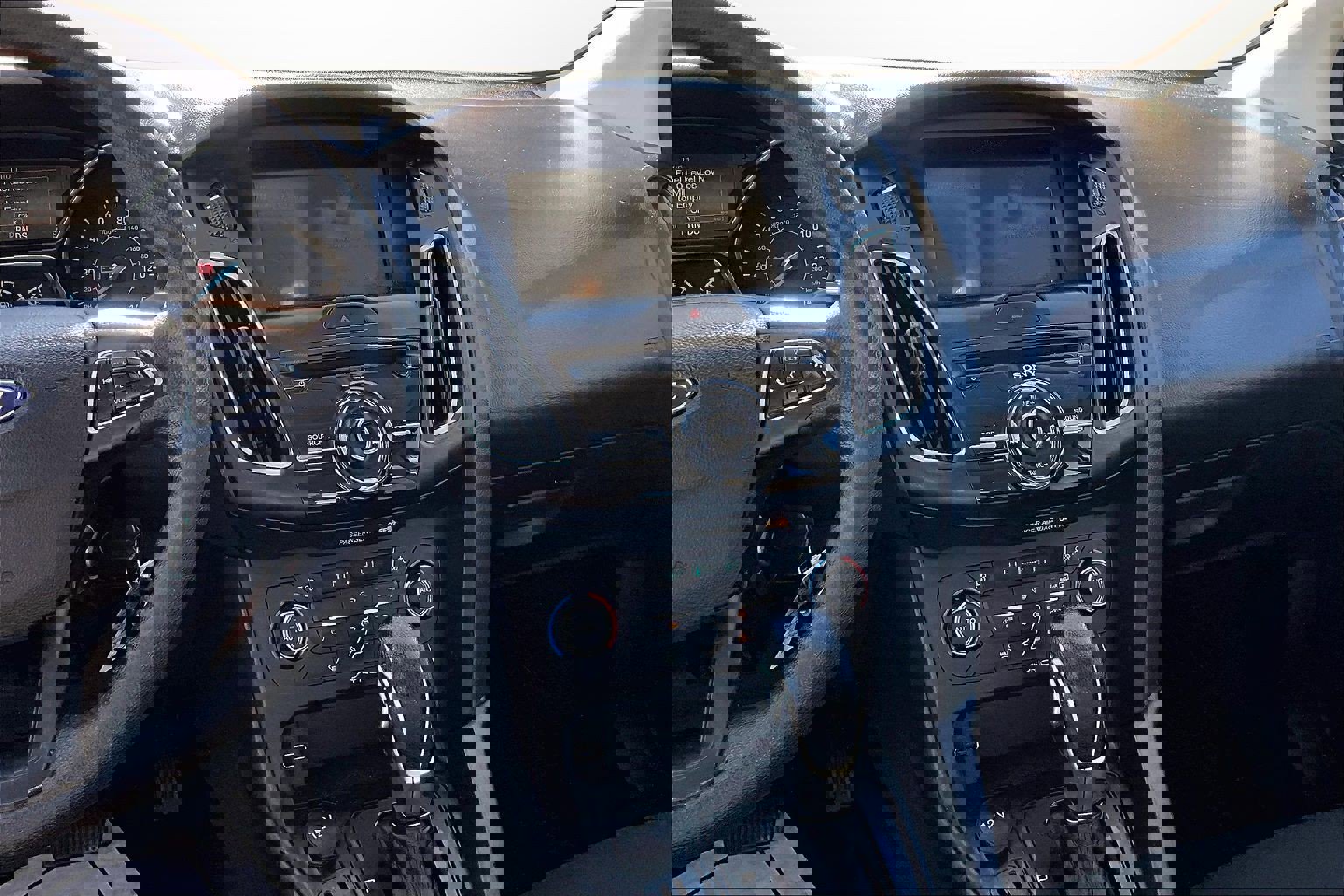 Used 2018 Ford Focus SEL image 6