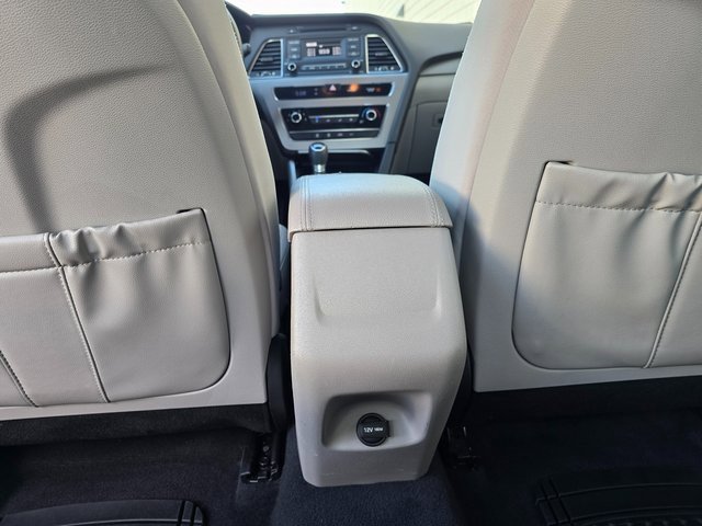 Used 2017 Hyundai Sonata SE image 21
