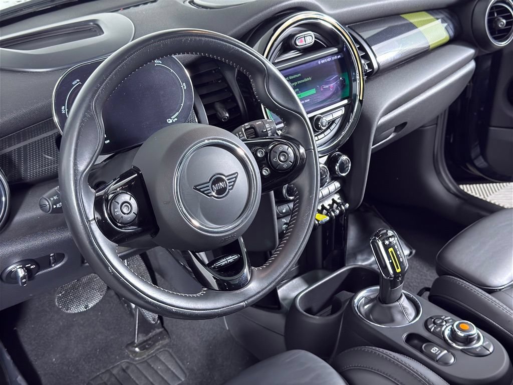 Used 2021 MINI Cooper SE w/ 8.8" Touchscreen Nav Package FWD image 10