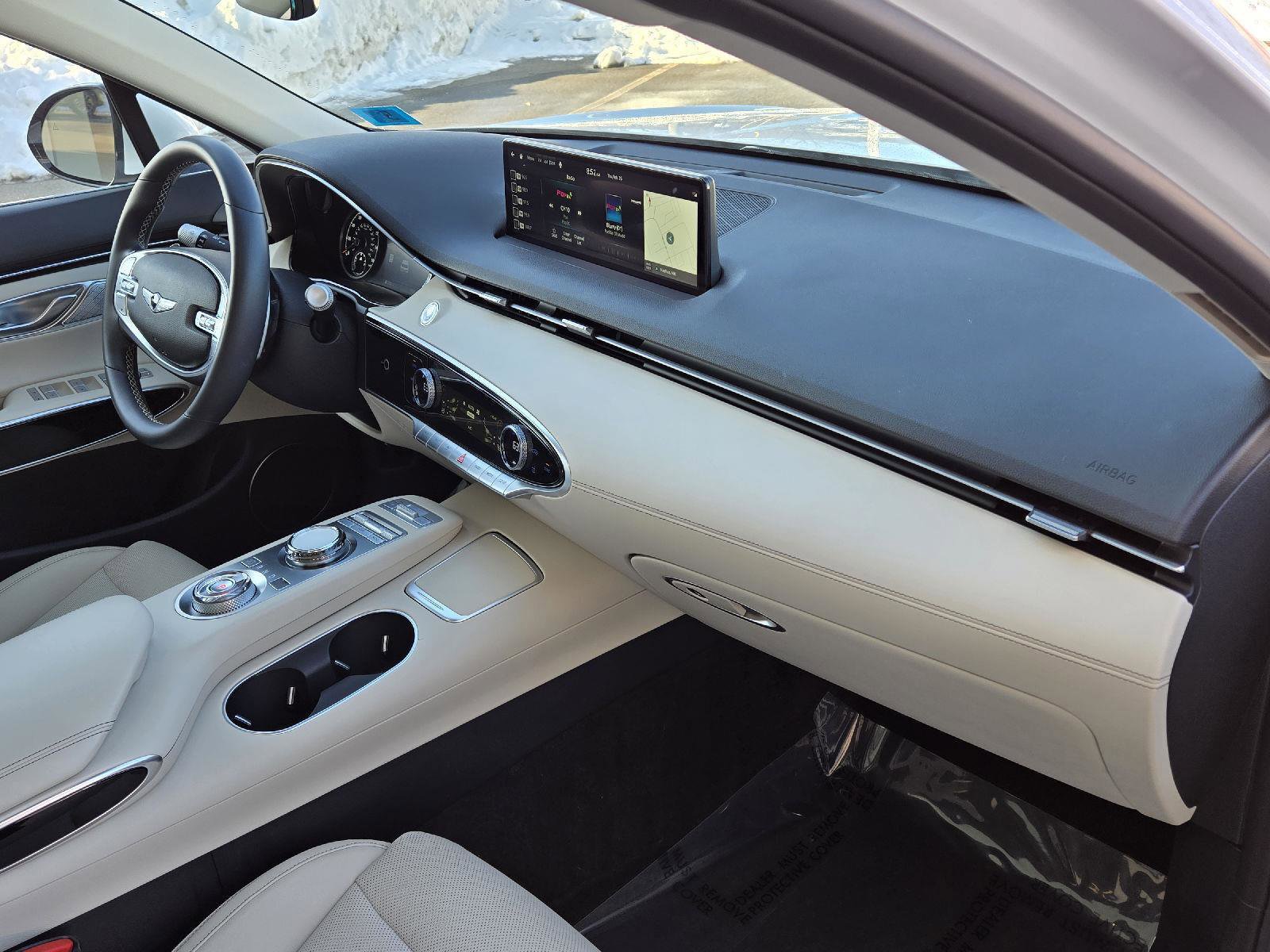 Used 2024 Genesis GV70 2.5T image 18