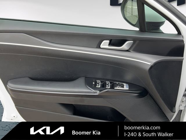 Used 2023 Kia K5 LXS FWD image 16