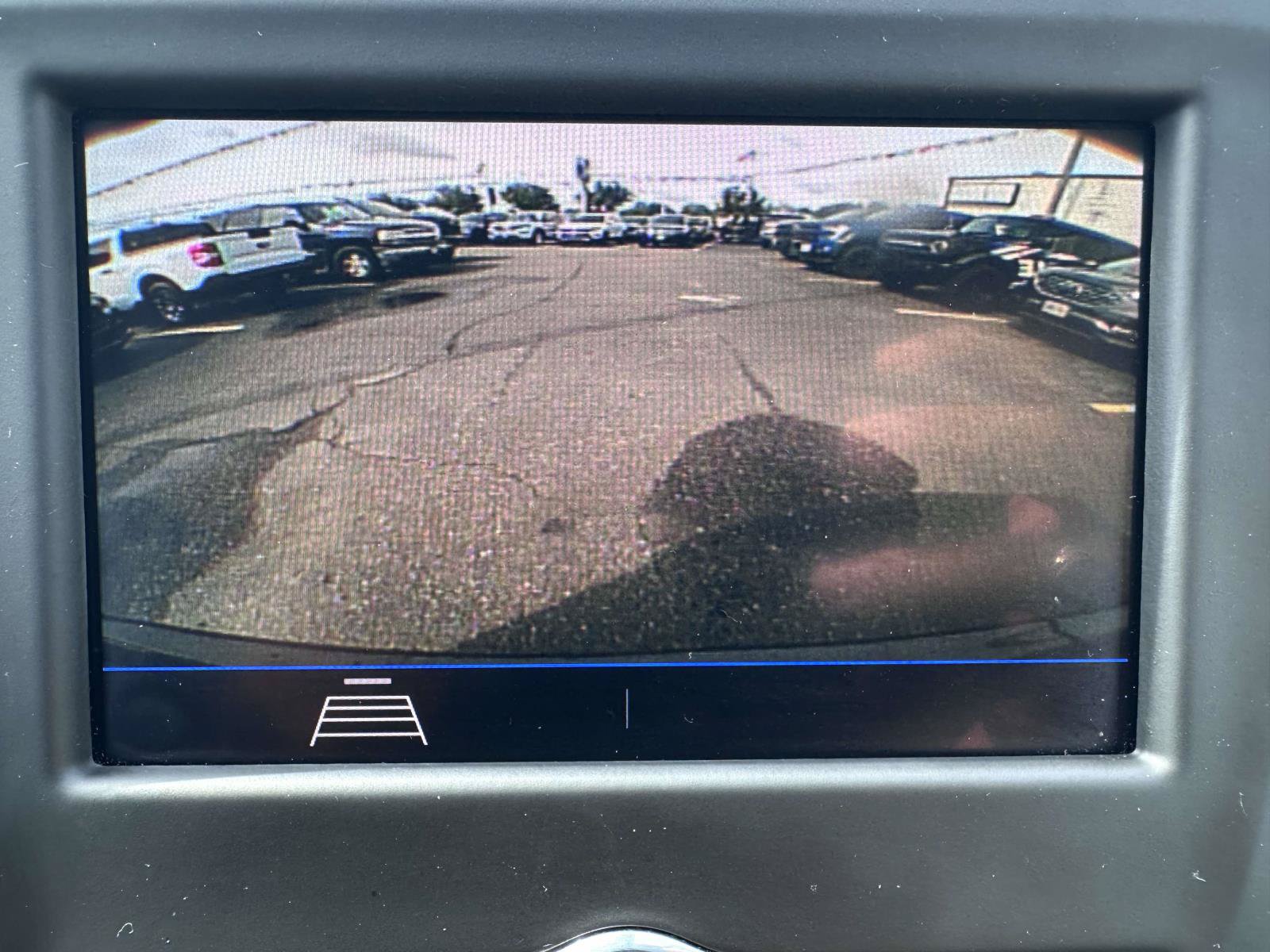 Used 2020 Chevrolet Equinox LT FWD image 23
