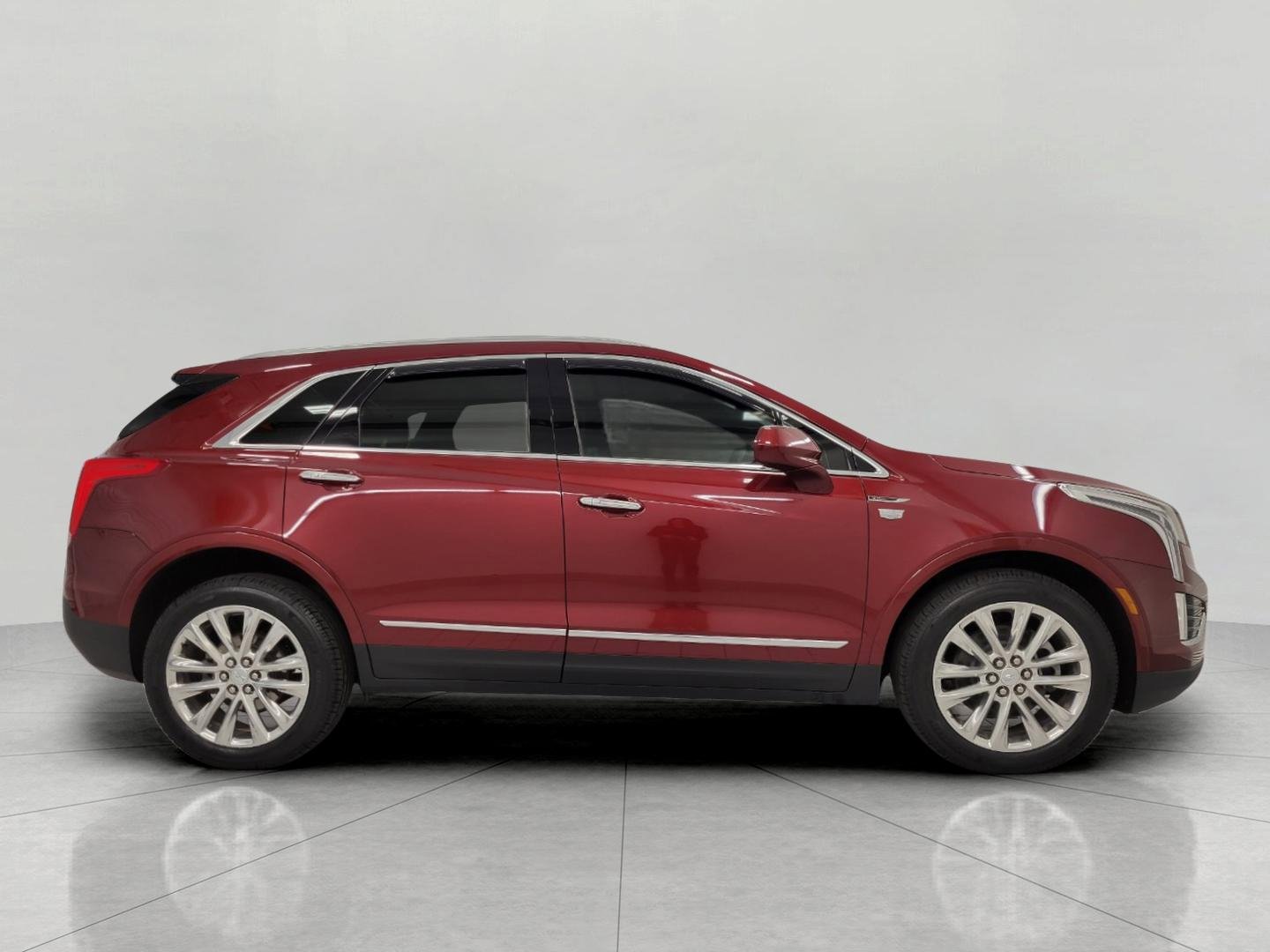 Used 2017 Cadillac XT5 Platinum image 11