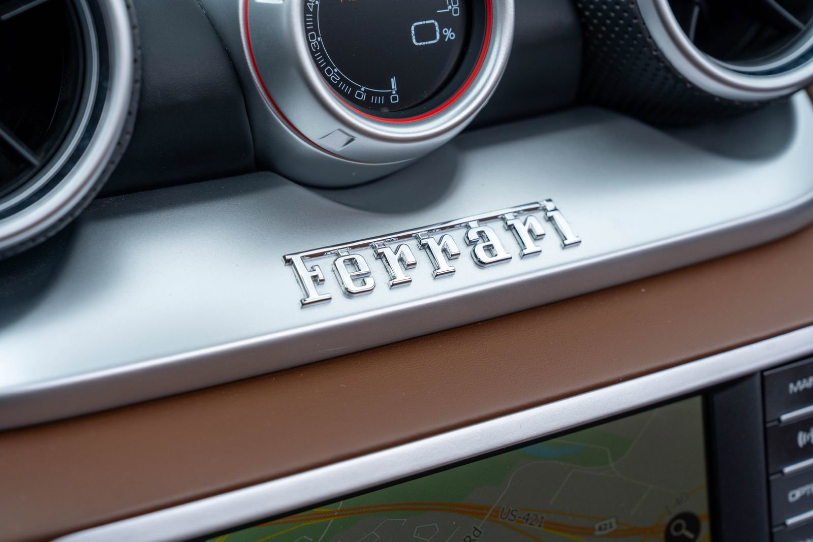 Used 2017 Ferrari California T image 43