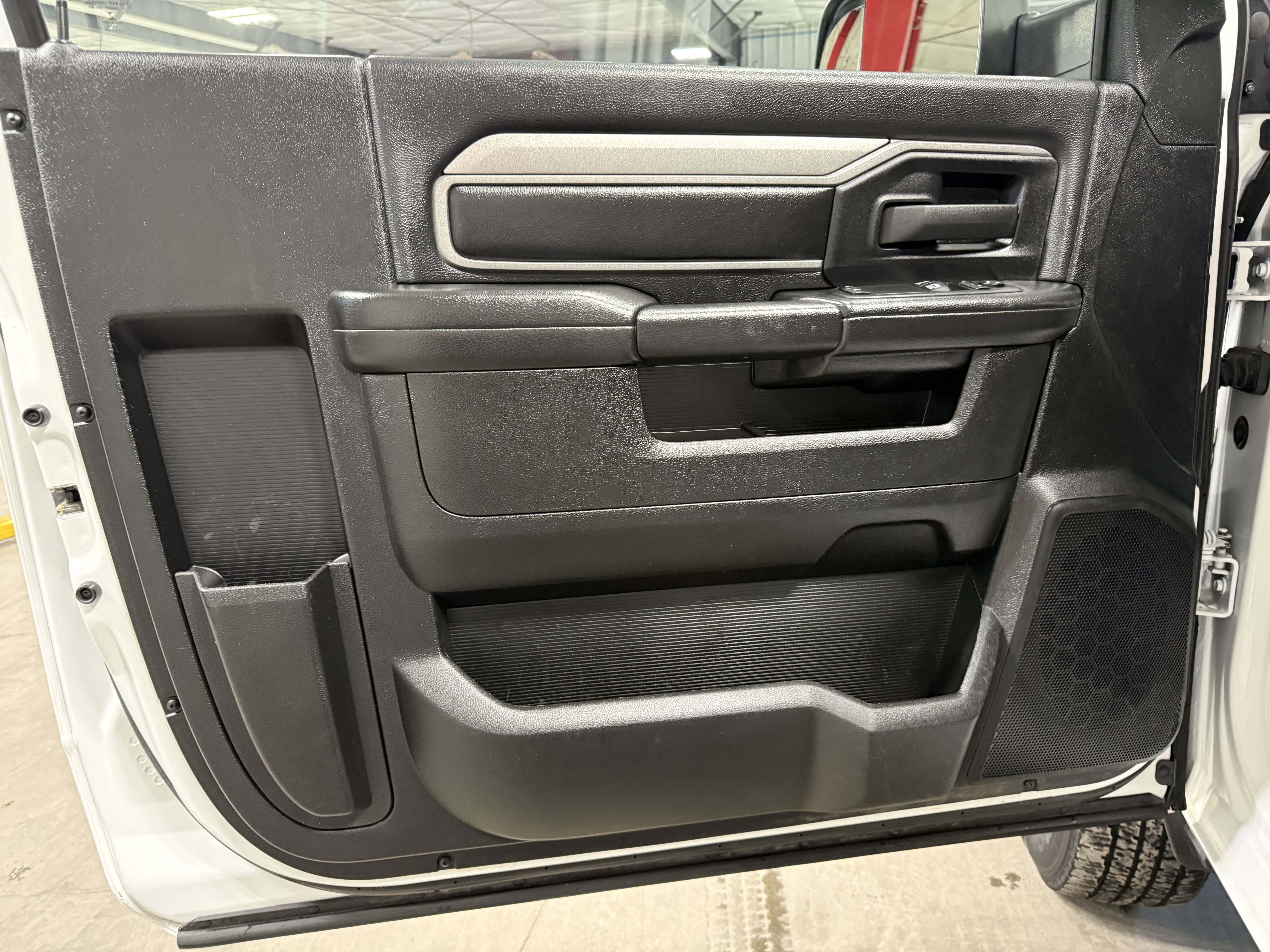 Used 2022 RAM 2500 Tradesman image 14