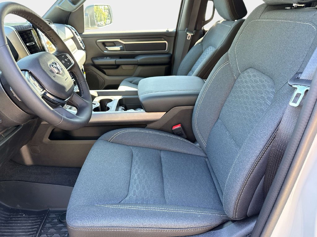 New 2026 RAM 1500 Big Horn AWD/4WD image 14