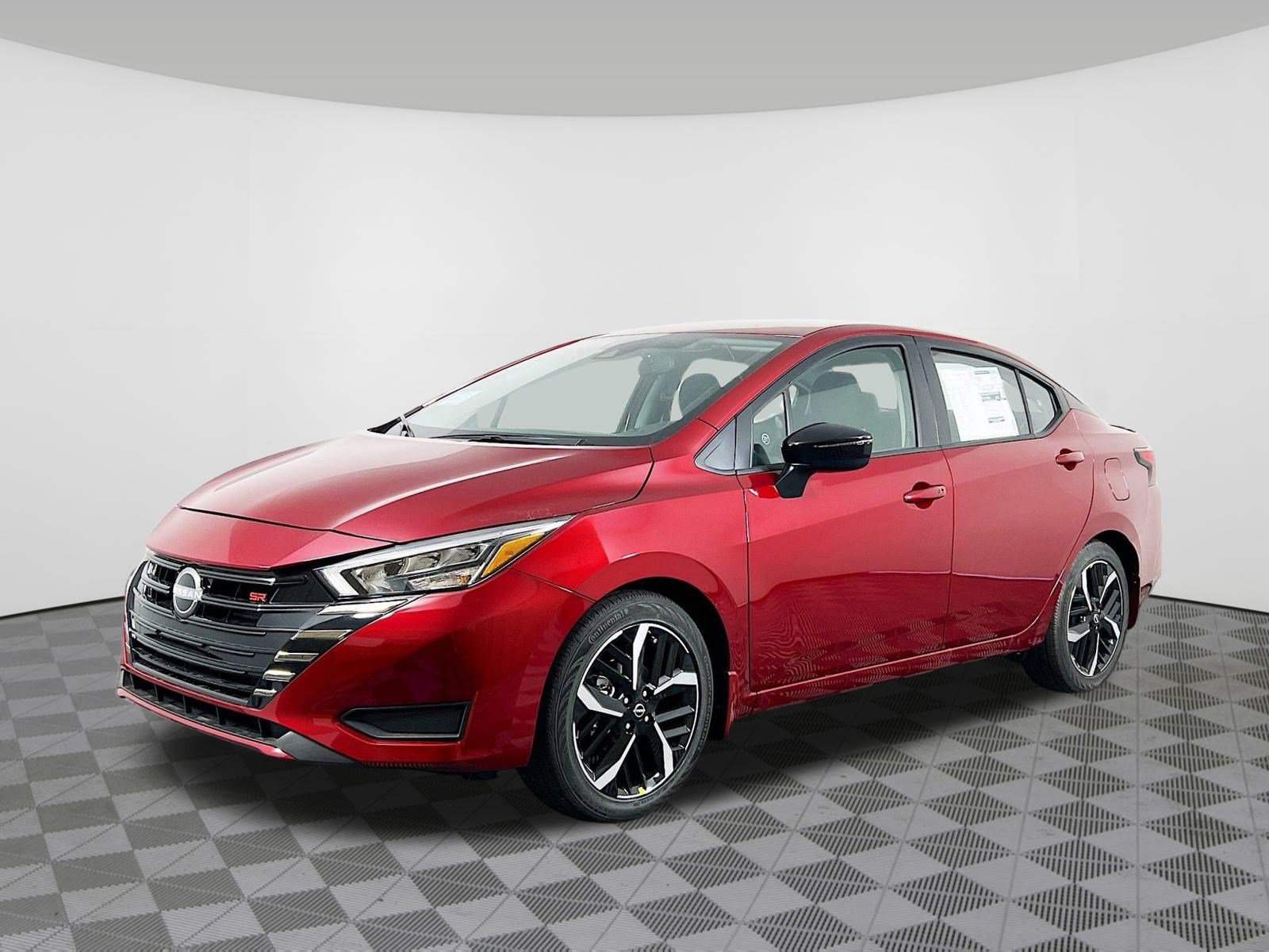 New 2025 Nissan Versa SR w/ Trunk Package FWD image 2