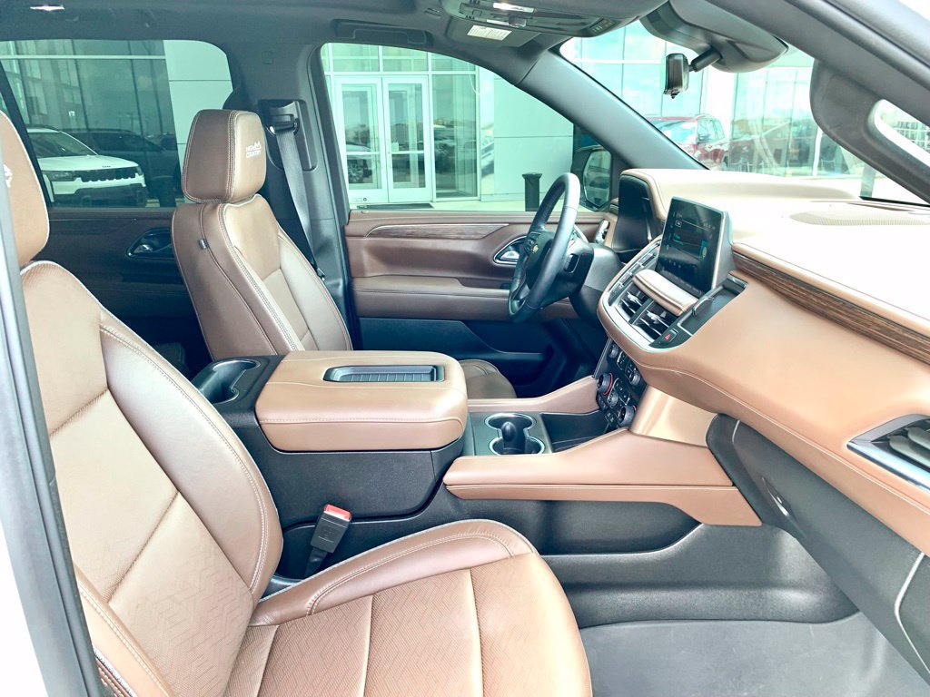 Used 2023 Chevrolet Tahoe High Country RWD image 31