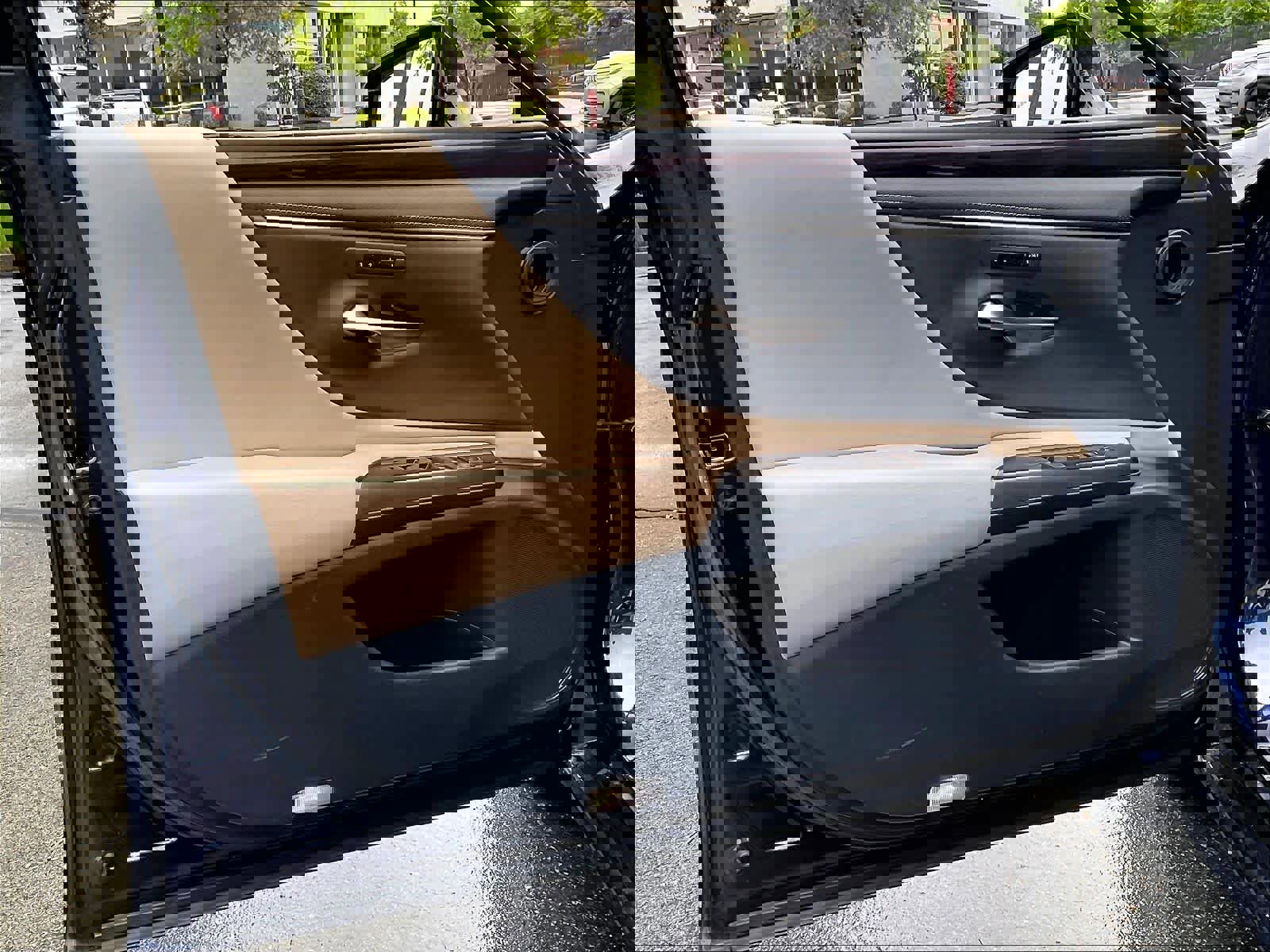 Used 2019 Lexus ES 350 w/ Accessory Package 2 image 25