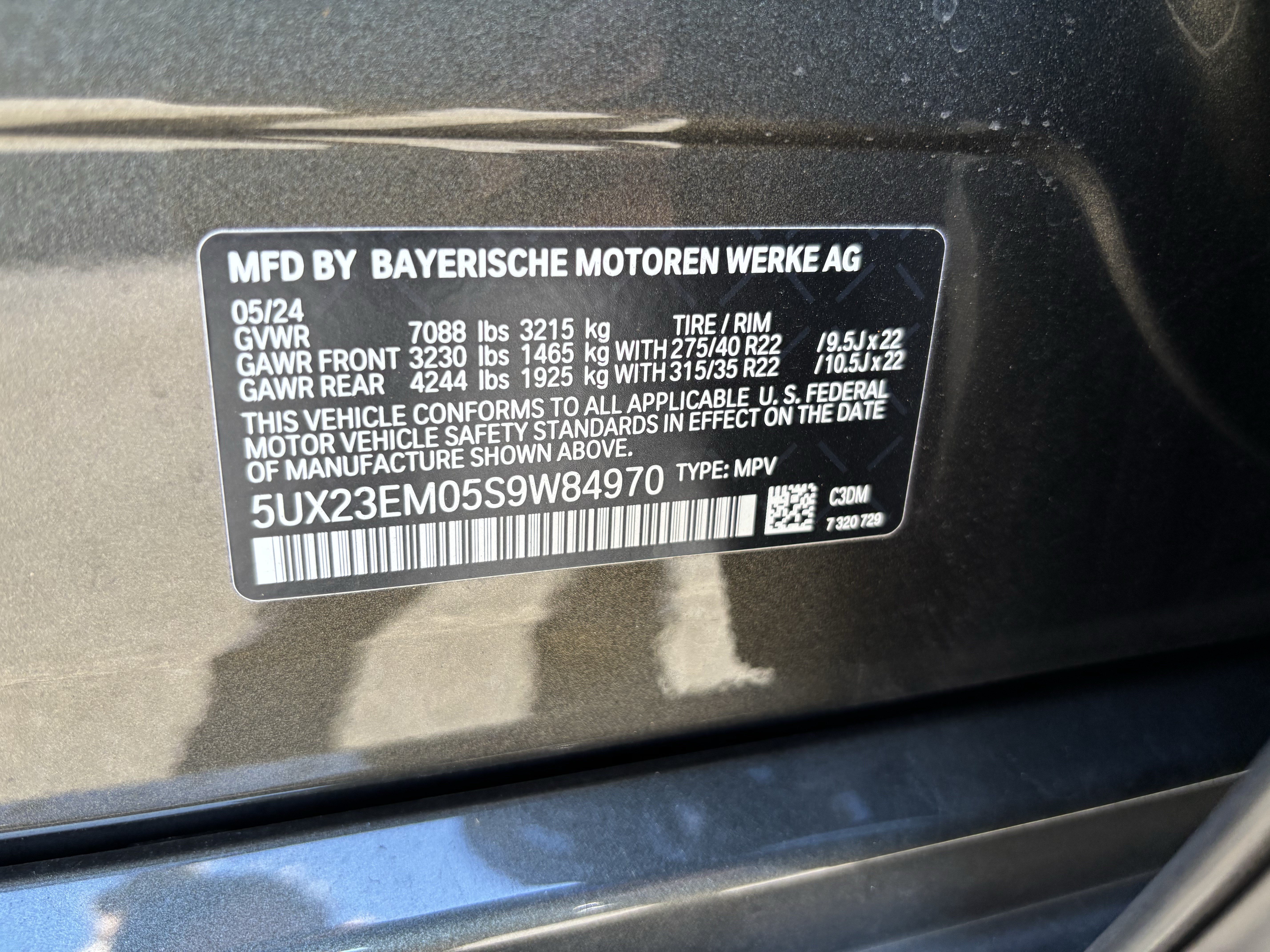 Certified 2025 BMW X7 xDrive40i w/ M Sport Package AWD/4WD image 36