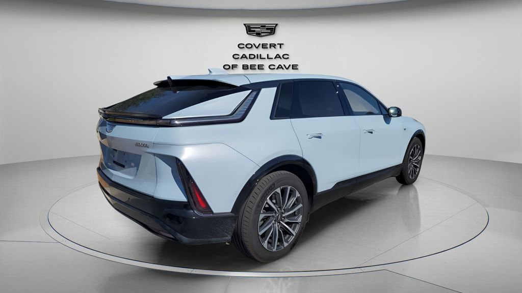 Certified 2024 Cadillac Lyriq Sport image 9