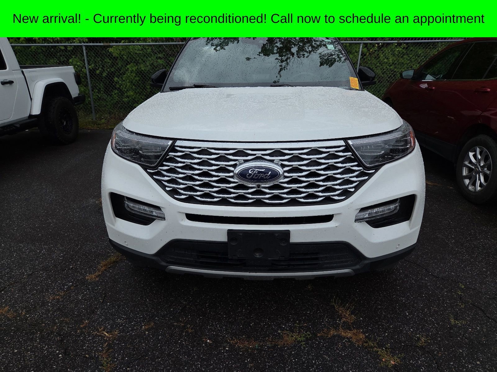 Used 2024 Ford Explorer Platinum w/ Technology Package AWD/4WD image 1