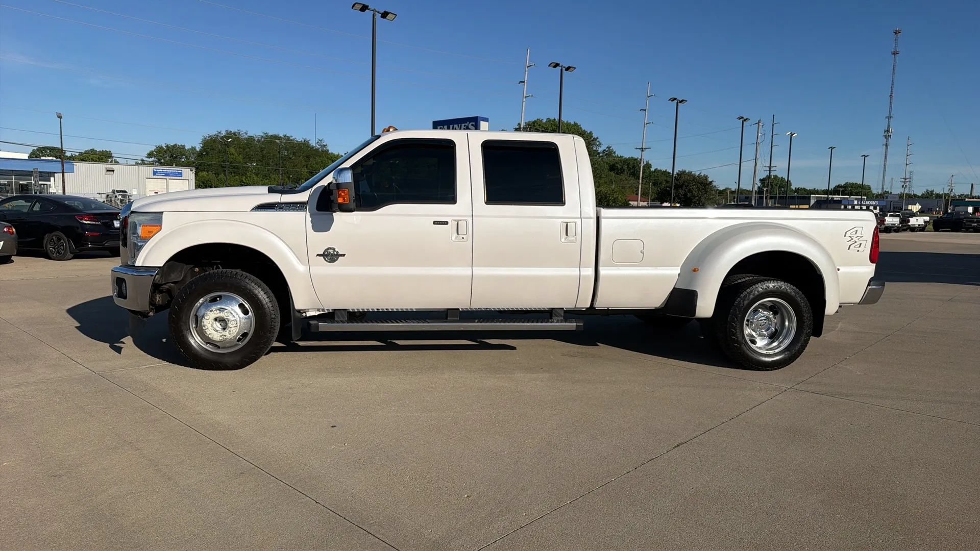 Used 2016 Ford F350 Lariat w/ Lariat Ultimate Package AWD/4WD image 10
