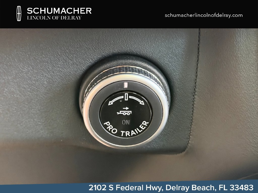 New 2026 Lincoln Navigator Reserve w/ Jet Appearance Package AWD/4WD image 22