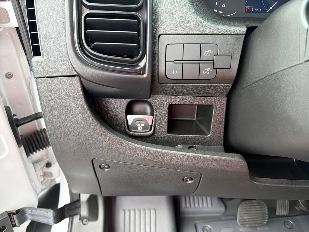 Used 2025 RAM ProMaster 2500 w/ U-Haul Equipment Group FWD image 15