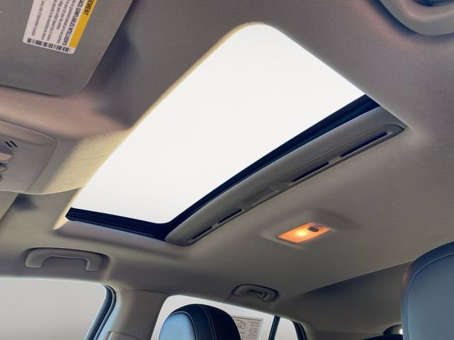 Used 2016 Chevrolet Trax LTZ image 27