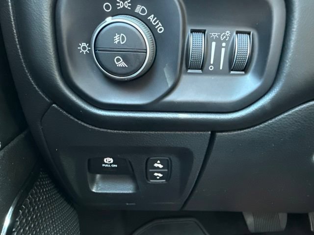 Used 2023 RAM 1500 Limited w/ Body Color Bumper Group AWD/4WD image 22