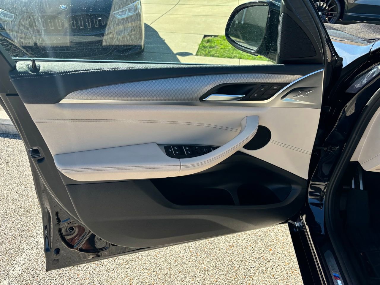 Used 2019 BMW X3 M40i w/ Premium Package image 12