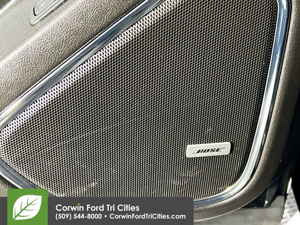 Used 2019 Chevrolet Suburban LT image 13